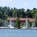 Yachthotel Chiemsee Gmbh Hotel Prien am Chiemsee