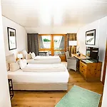 Yachthotel Chiemsee Gmbh 4* Prien am Chiemsee