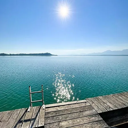 Yachthotel Chiemsee Gmbh Hotel 4*