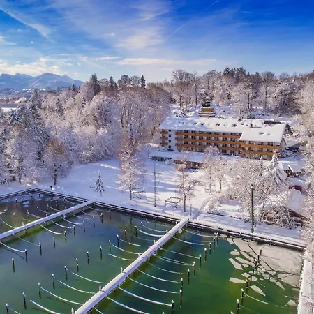 Yachthotel Chiemsee Gmbh Hotel