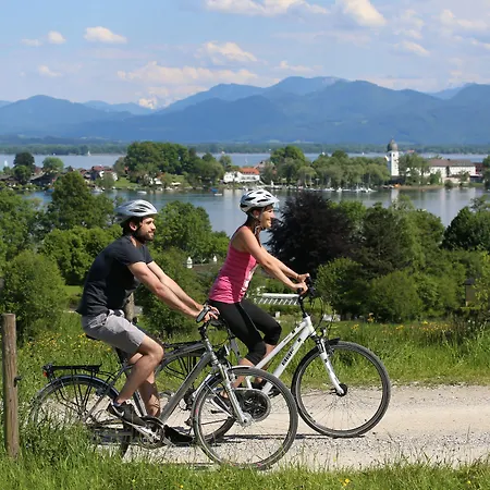 Yachthotel Chiemsee Gmbh Hotel 4*