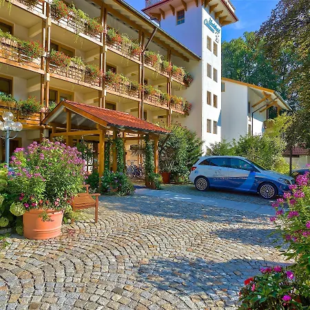 Yachthotel Chiemsee Gmbh 4* Prien am Chiemsee