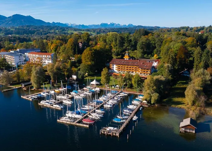 Yachthotel Chiemsee Gmbh Hotel