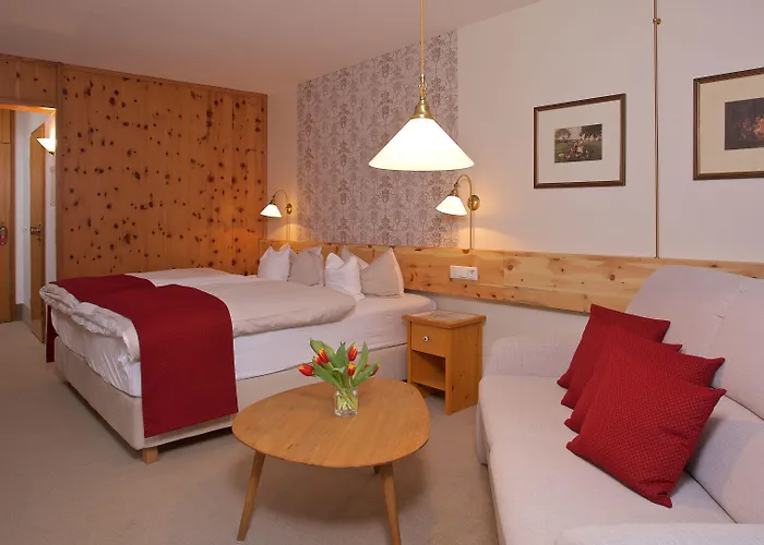 Yachthotel Chiemsee Gmbh 4*