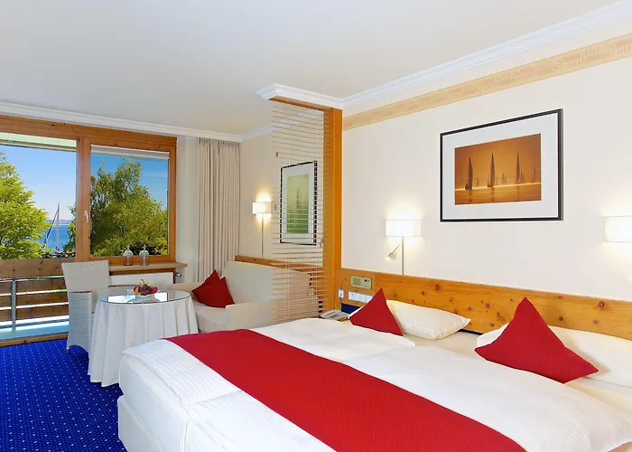 Yachthotel Chiemsee Gmbh Hotel 4*