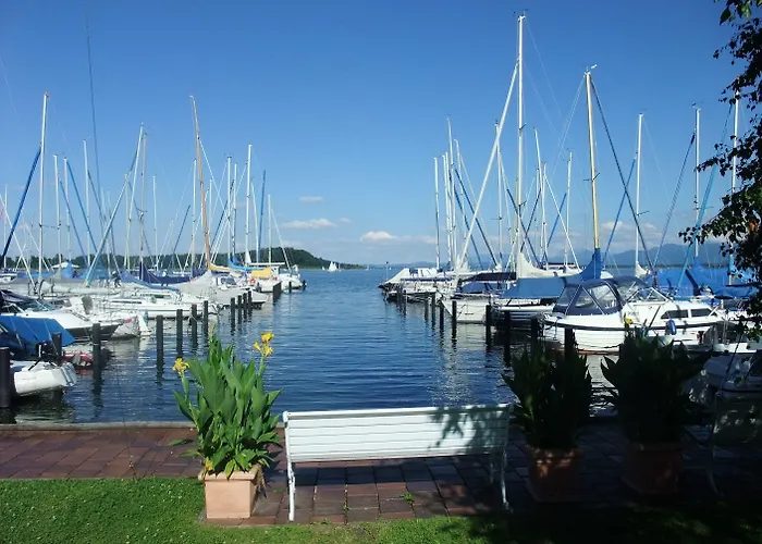 Yachthotel Chiemsee Gmbh 4*