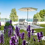 Yachthotel Chiemsee Gmbh פרין אם קימזה