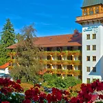 Hotel Yachthotel Chiemsee Gmbh 4*
