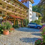 Yachthotel Chiemsee Gmbh 4* פרין אם קימזה