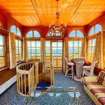Yachthotel Chiemsee Gmbh Hotel 4*