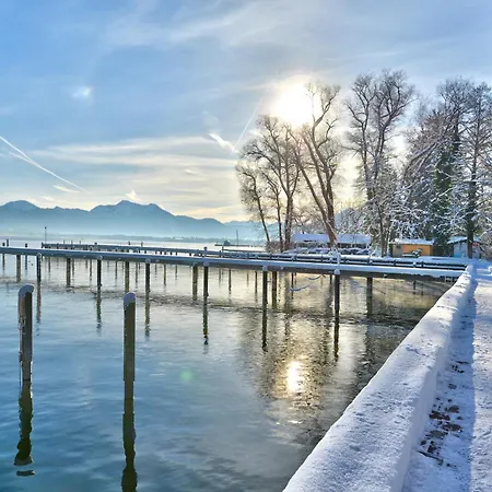 Yachthotel Chiemsee Gmbh Prien am Chiemsee