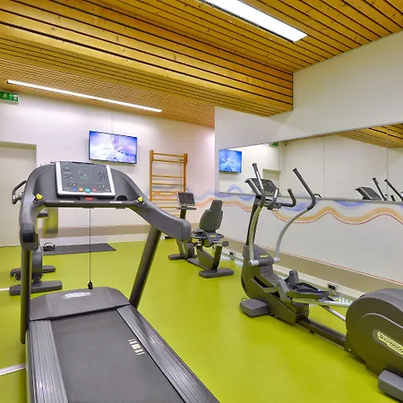 호텔 Yachthotel Chiemsee Gmbh 프리엔암치엠시