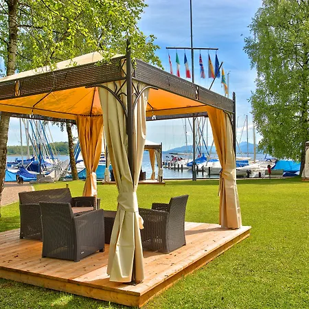 Yachthotel Chiemsee Gmbh Ξενοδοχείο
