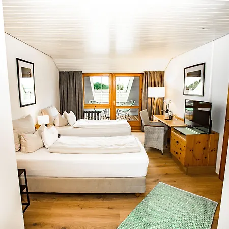 Yachthotel Chiemsee Gmbh 4* Prien am Chiemsee