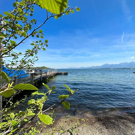 Yachthotel Chiemsee Gmbh מלון פרין אם קימזה