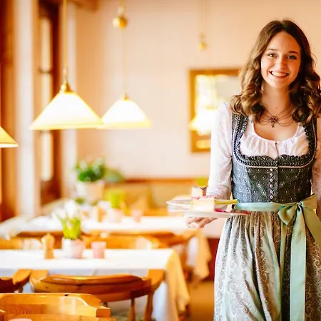 Ξενοδοχείο Yachthotel Chiemsee Gmbh 4*