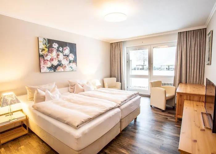 Yachthotel Chiemsee Gmbh 4* Prien