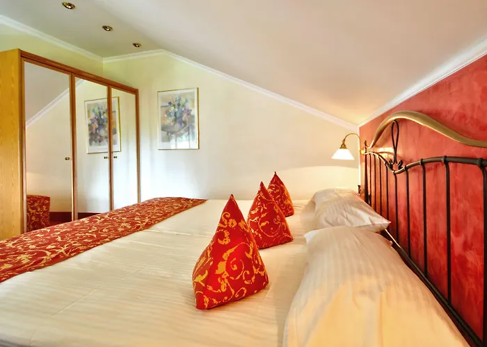 Yachthotel Chiemsee Gmbh 酒店