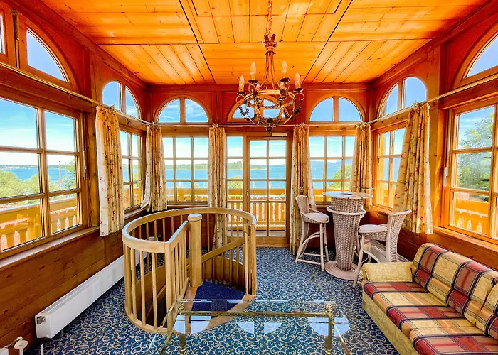 Yachthotel Chiemsee Gmbh מלון 4*